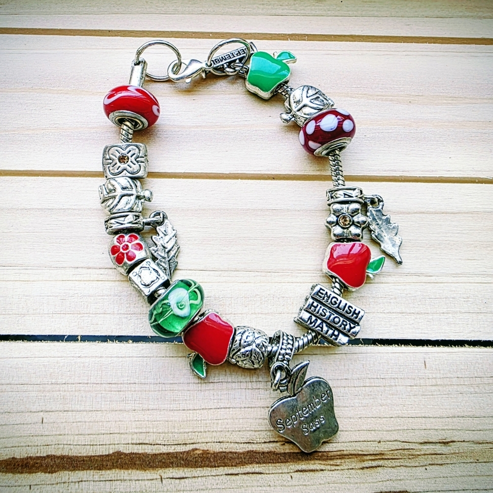 Vintage Willabee & Ward September Sass Bracelet Silver Tone Apple Bead